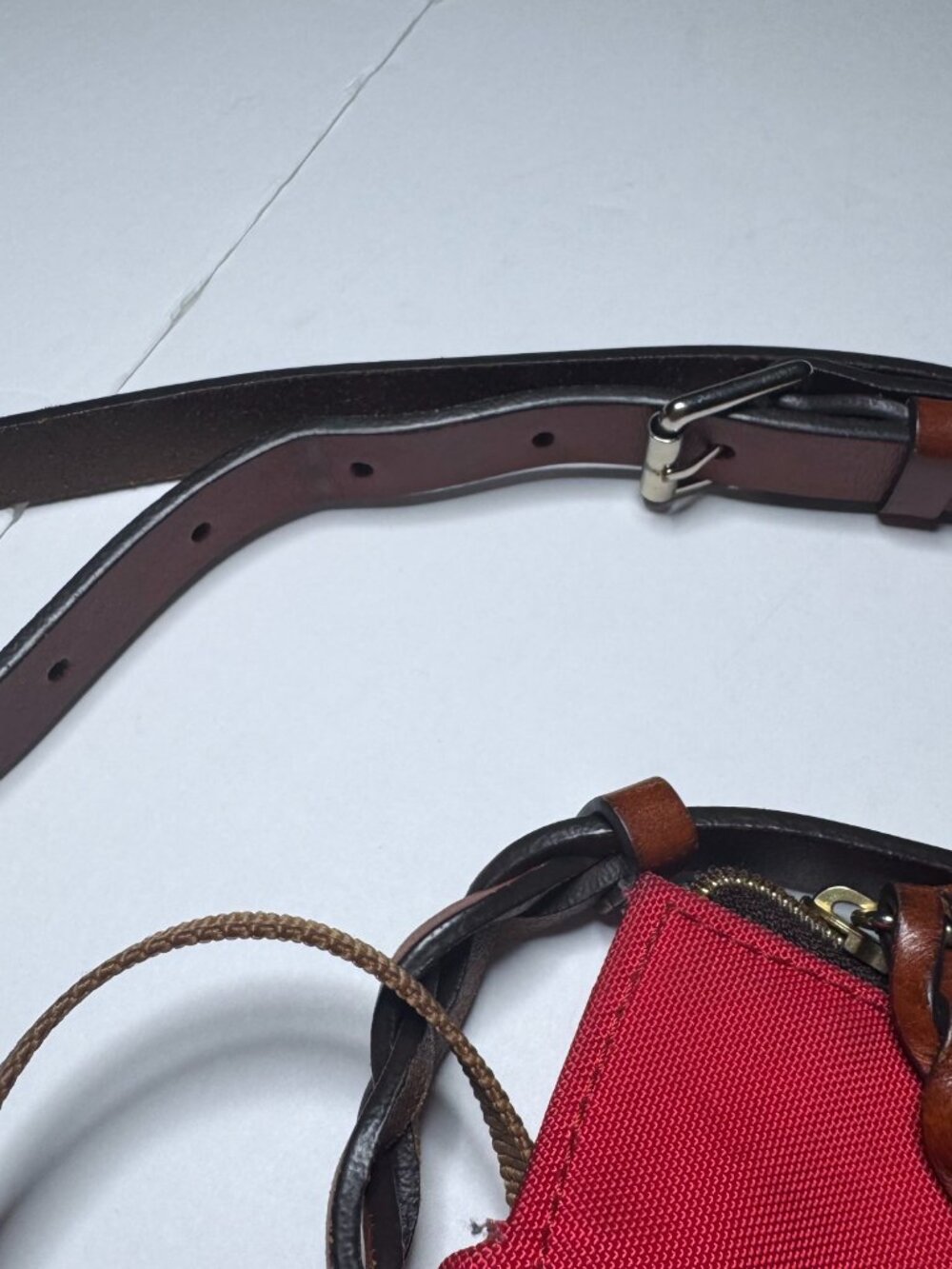 Dooney & Bourke Red Canvas Nylon Crossbody Bag Purse Leather Trim Adjustable - Picture 16 of 16